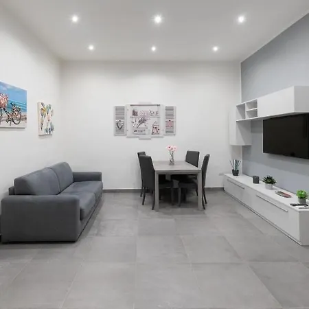 Apartman Dante Square *