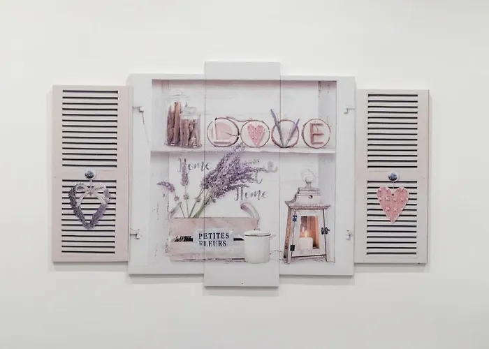 Dante Square Apartment